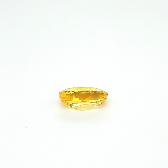 Yellow Sapphire (Pukhraj) 5.06 Ct